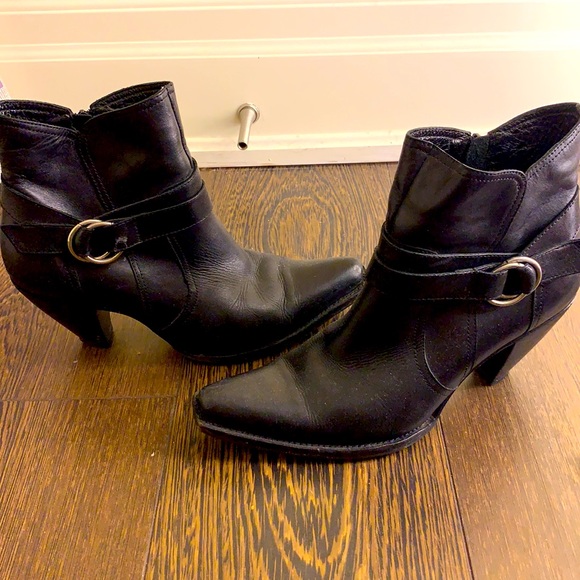 CHARLIE HORSE LEATHER HANDCRAFTED BOOTIES - Picture 3 of 7